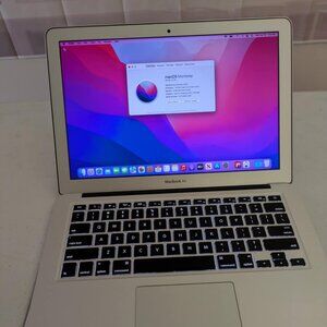 Apple MacBook Air 13 in 2017 Silver/Intel Core i5 1.8 GHz, 128 GB